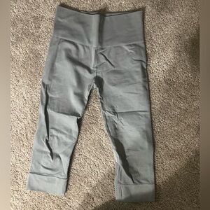Lululemon gray cropped ebb street leggings - size 4